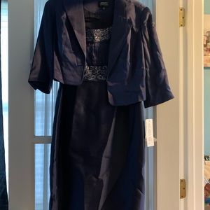 NWT Size 8 Navy Formal 2 Piece Dress